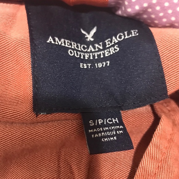 AE SOLID COLORED TENCEL BOYFRIEND SHIRT🍑(NWOT) - Picture 4 of 4